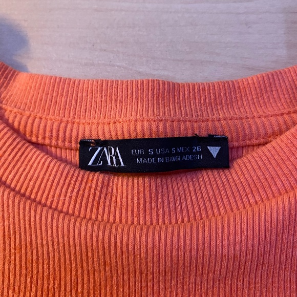 Zara ruffled tee - Picture 2 of 2